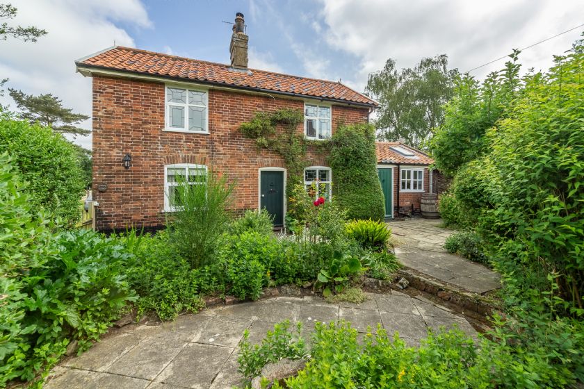 Suffolk Hideaways Property